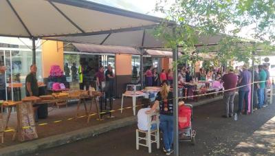LS: Feira de Artesanato da Artel homenageia as mulheres
