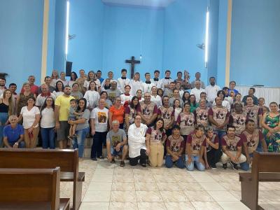 2Âº dia do TrÃ­duo de SÃ£o JosÃ© no Bairro Cristo Rei teve mais uma vez a Igreja lotada