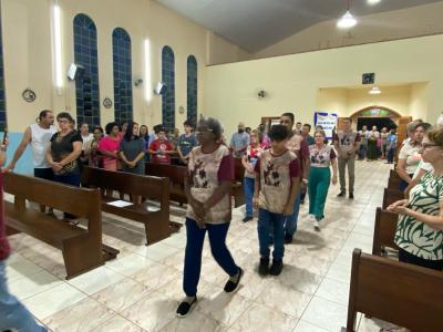 2Âº dia do TrÃ­duo de SÃ£o JosÃ© no Bairro Cristo Rei teve mais uma vez a Igreja lotada