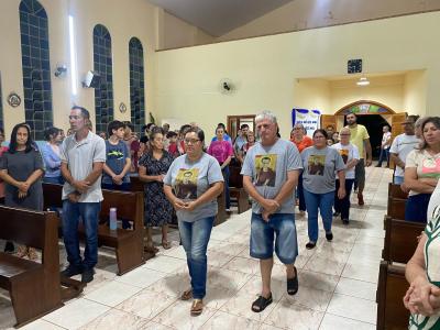 2Âº dia do TrÃ­duo de SÃ£o JosÃ© no Bairro Cristo Rei teve mais uma vez a Igreja lotada