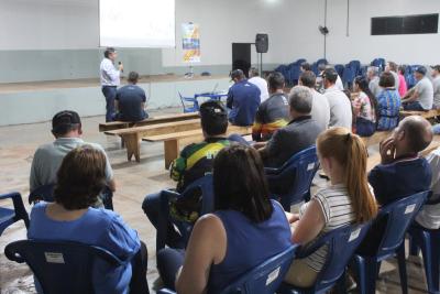 Unidade Coprossel de Porto Barreiro reÃºne cooperados em pre-assembleia