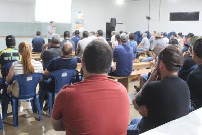 Unidade Coprossel de Porto Barreiro reÃºne cooperados em pre-assembleia