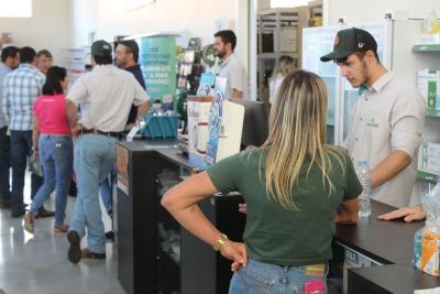 Coprossel inaugura Loja AgropecuÃ¡ria e reforÃ§a compromisso com o desenvolvimento regional
