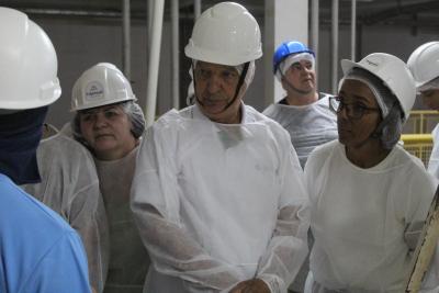 Coordenadores da Sicredi Grandes Lagos visitam Moinho Coprossel em Laranjeiras do Sul PR