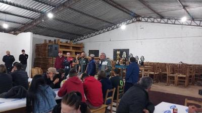 Copa Pinhalzinho de Futebol 7 em Rio Bonito do IguaÃ§u conheceu os campeÃµes 