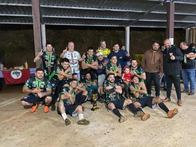 Os Penetras, 10 de Maio e Garotas em Campo sÃ£o os CampeÃµes no Futebol Sete do Recanto Esportivo 