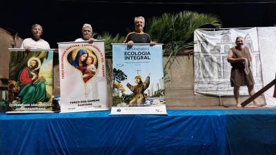 ProcissÃ£o Luminosa reÃºne milhares de fiÃ©is nas ruas de Laranjeiras do Sul