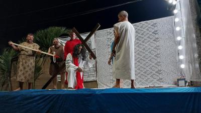 ProcissÃ£o Luminosa reÃºne milhares de fiÃ©is nas ruas de Laranjeiras do Sul