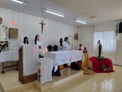 Festa na Vila Palmeiras em comemoraÃ§Ã£o aos 39 anos da Capela Santa Terezinha foi sucesso