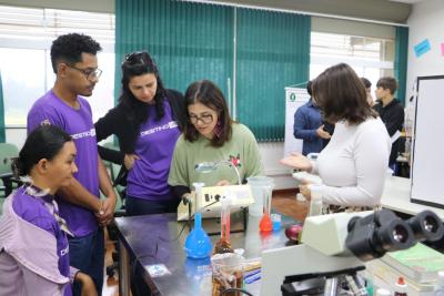 LS: Estudantes participam da 7Âª ediÃ§Ã£o do â€œUFFS de Portas Abertasâ€