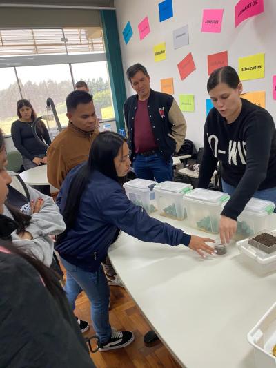 LS: Estudantes participam da 7Âª ediÃ§Ã£o do â€œUFFS de Portas Abertasâ€