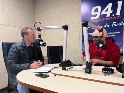 Campo Aberto FM recebe visita do novo chefe do Núcleo Regional de Turismo do Paraná