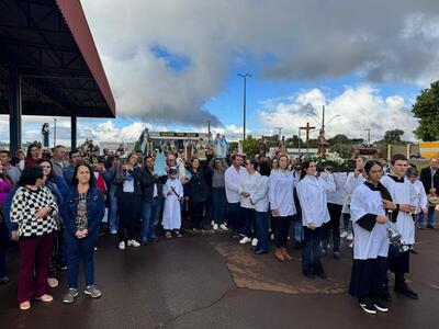 Celebração em louvor a Santo Antônio em Rio Bonito do Iguaçu reuniu centenas de fiéis