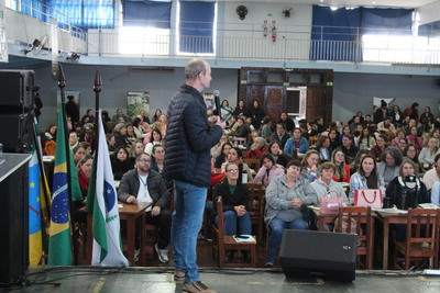 Encontro Regional de Mulheres reúne cerca de 300 participantes em Laranjeiras do Sul