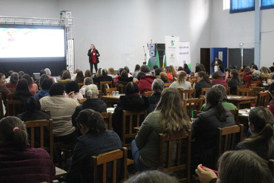 Encontro Regional de Mulheres reúne cerca de 300 participantes em Laranjeiras do Sul