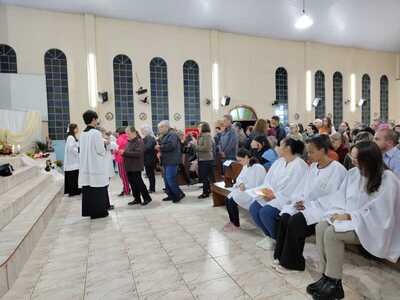 1ª Quemesse Nossa Senhora do Perpétuo Socorro reuniu centanas da Fiéis no Bairro Cristo Rei