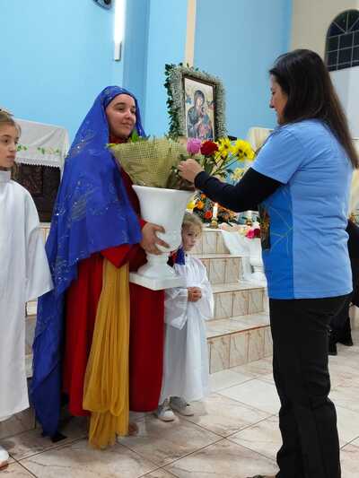 1ª Quemesse Nossa Senhora do Perpétuo Socorro reuniu centanas da Fiéis no Bairro Cristo Rei