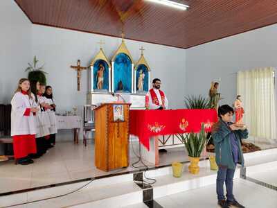Festa em louvor a São João Batista reúne fiéis e é marcada por fé e confraternização na Linha Alto São João em Laranjeiras do Sul