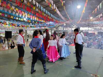 Festa da Catequese da Matriz reuniu centenas de pessoas em Laranjeiras do Sul