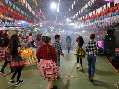 Festa da Catequese da Matriz reuniu centenas de pessoas em Laranjeiras do Sul