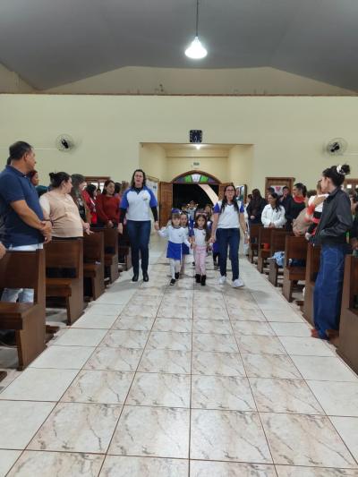 LS: Escola Valdemar Boeira abre programação de aniversário com missa