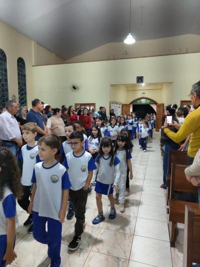 LS: Escola Valdemar Boeira abre programação de aniversário com missa