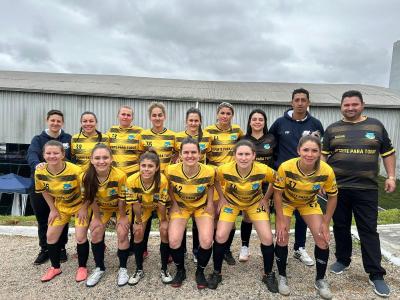 Garotas em Campo de Laranjeiras do Sul terminam em 2º lugar no Paranaense de Fut7 feminino 
