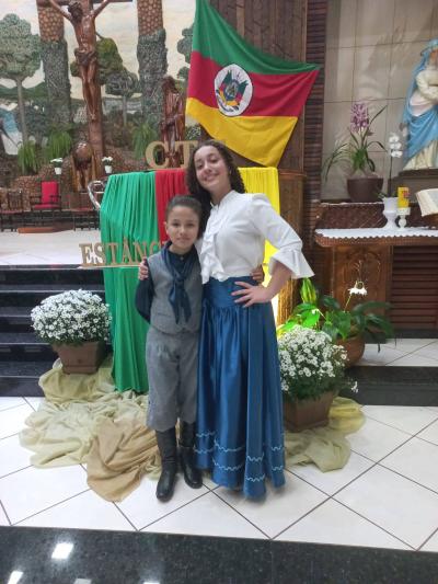 LS: Mateada reúne famílias na praça
