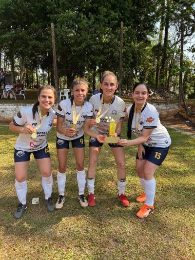 Futebol Sete Feminino de Laranjeiras do Sul conquista os Jarcan´s 2025 