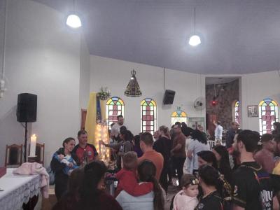 Romeiros participam em grande número na comunidade do Guaraí das festividades de Nossa Senhora Aparecida
