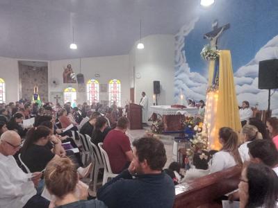 Romeiros participam em grande número na comunidade do Guaraí das festividades de Nossa Senhora Aparecida