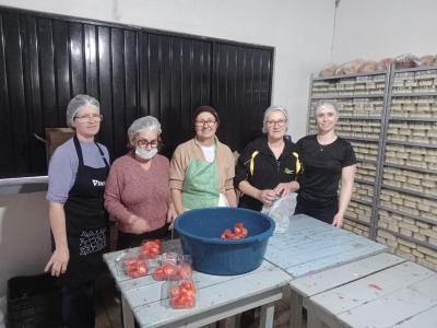 Romeiros participam em grande número na comunidade do Guaraí das festividades de Nossa Senhora Aparecida
