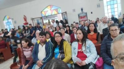 Festa de Nossa Senhora Aparecida em Rio Novo atraiu centenas de novotos