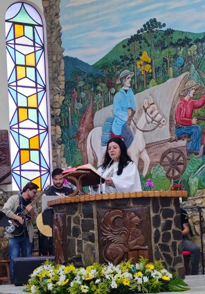 Missa de Ação de Graças encerrou a promoção.religiosa da Festa de Nossa Senhora Aparecida em Laranjeiras do Sul