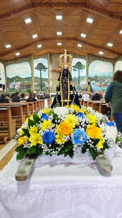 Missa de Ação de Graças encerrou a promoção.religiosa da Festa de Nossa Senhora Aparecida em Laranjeiras do Sul