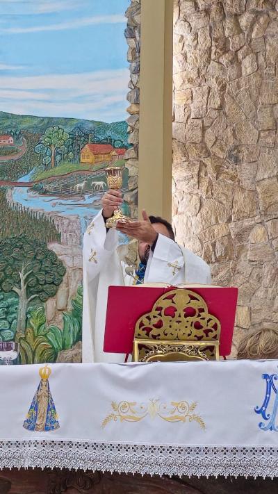 Missa de Ação de Graças encerrou a promoção.religiosa da Festa de Nossa Senhora Aparecida em Laranjeiras do Sul