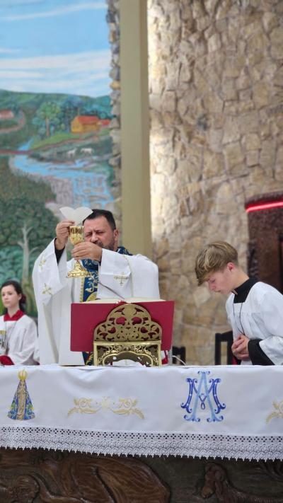 Missa de Ação de Graças encerrou a promoção.religiosa da Festa de Nossa Senhora Aparecida em Laranjeiras do Sul