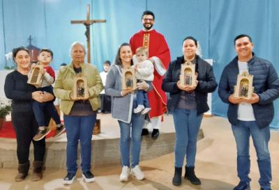 Fies lotaram a Igreja no 2º dia da Novena em honra à Frei Galvão 