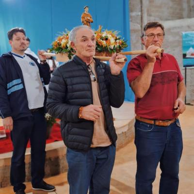 LS: 5º dia da Novena de São Frei Galvão atraiu dezenas de devotos no Bancário