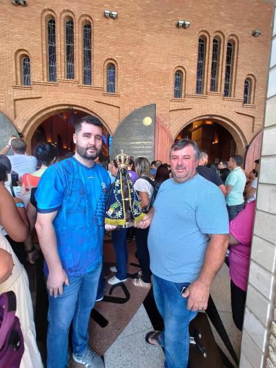 Romaria da Imagem Peregrina de Laranjeiras do Sul retorna de Aparecida com fé renovada e corações cheios de amor