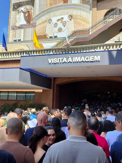 Romaria da Imagem Peregrina de Laranjeiras do Sul retorna de Aparecida com fé renovada e corações cheios de amor
