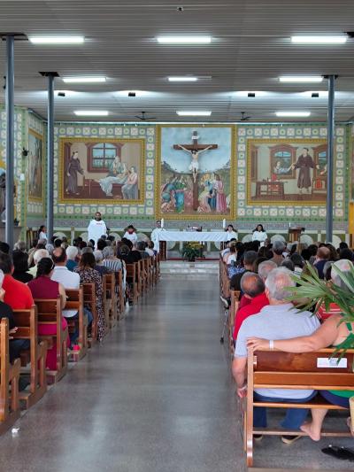 Romaria da Imagem Peregrina de Laranjeiras do Sul retorna de Aparecida com fé renovada e corações cheios de amor