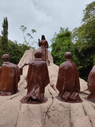Romaria da Imagem Peregrina de Laranjeiras do Sul retorna de Aparecida com fé renovada e corações cheios de amor