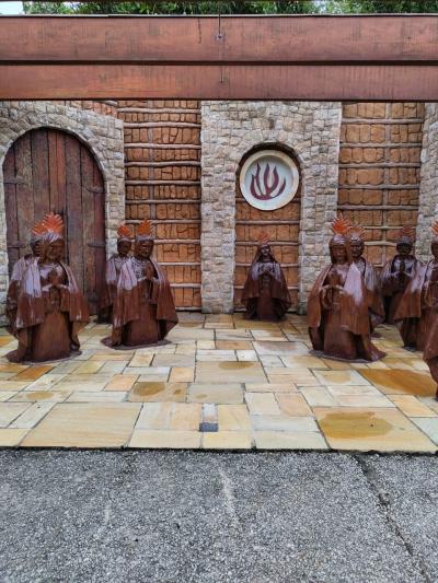 Romaria da Imagem Peregrina de Laranjeiras do Sul retorna de Aparecida com fé renovada e corações cheios de amor