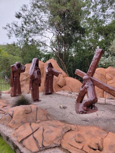 Romaria da Imagem Peregrina de Laranjeiras do Sul retorna de Aparecida com fé renovada e corações cheios de amor