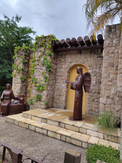 Romaria da Imagem Peregrina de Laranjeiras do Sul retorna de Aparecida com fé renovada e corações cheios de amor