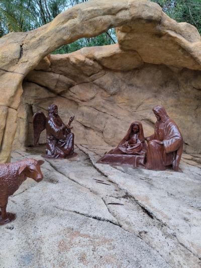 Romaria da Imagem Peregrina de Laranjeiras do Sul retorna de Aparecida com fé renovada e corações cheios de amor