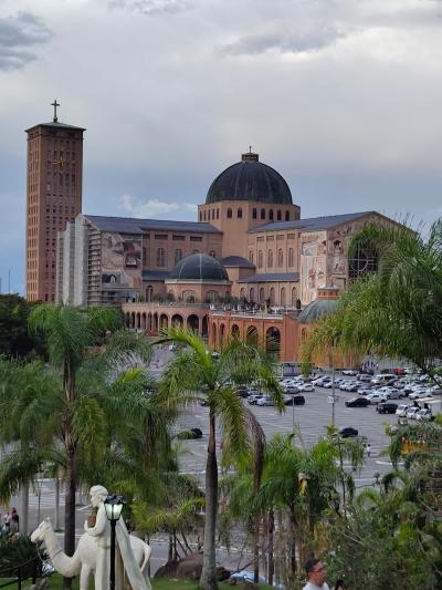Romaria da Imagem Peregrina de Laranjeiras do Sul retorna de Aparecida com fé renovada e corações cheios de amor