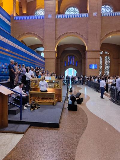 Romaria da Imagem Peregrina de Laranjeiras do Sul retorna de Aparecida com fé renovada e corações cheios de amor