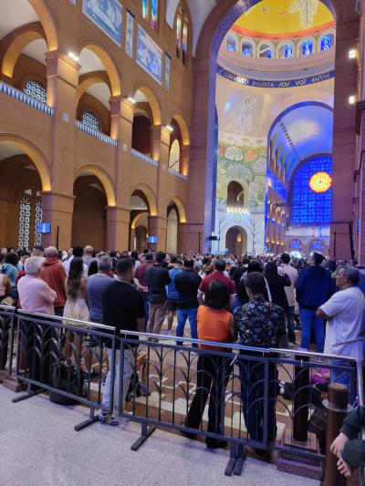 Romaria da Imagem Peregrina de Laranjeiras do Sul retorna de Aparecida com fé renovada e corações cheios de amor